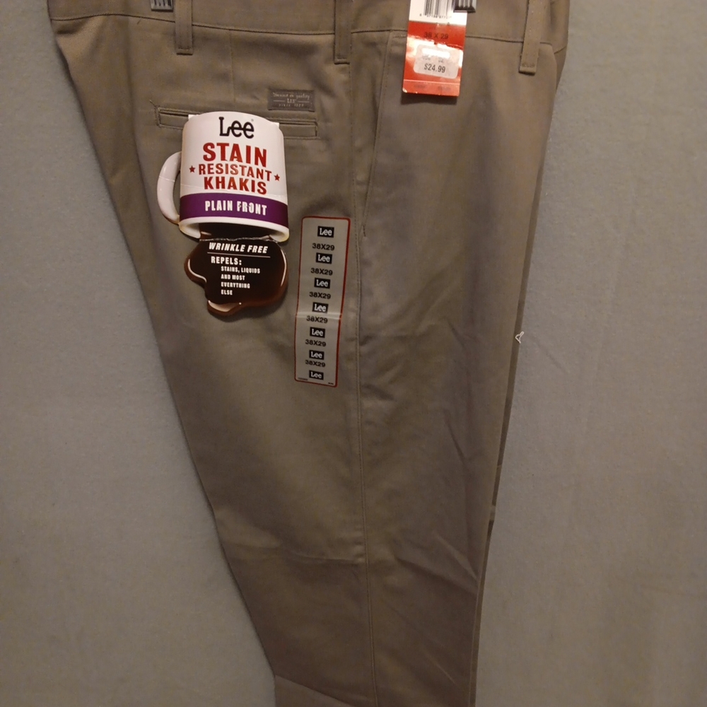 Lee Men's Stain Resistant Khakis - Tan 38x29 NWT